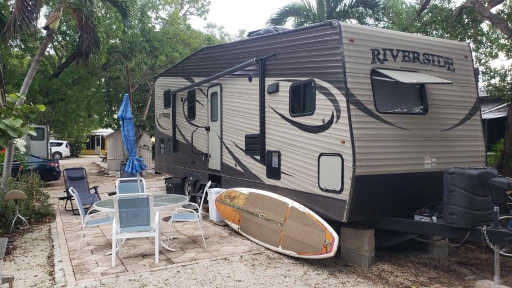 Tiny House RV, Kayak