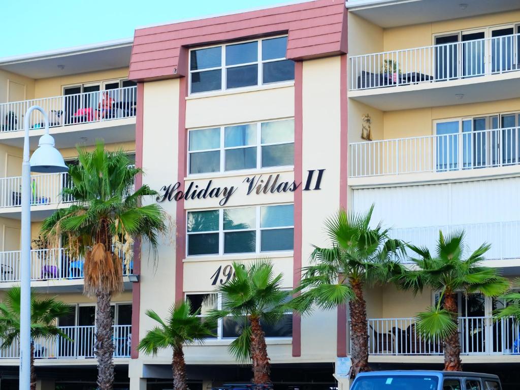 Holiday Villas II ON THE BEACH w/Intercoastal View