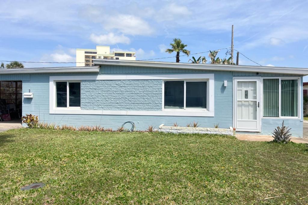 Ocean Beach Bungalow