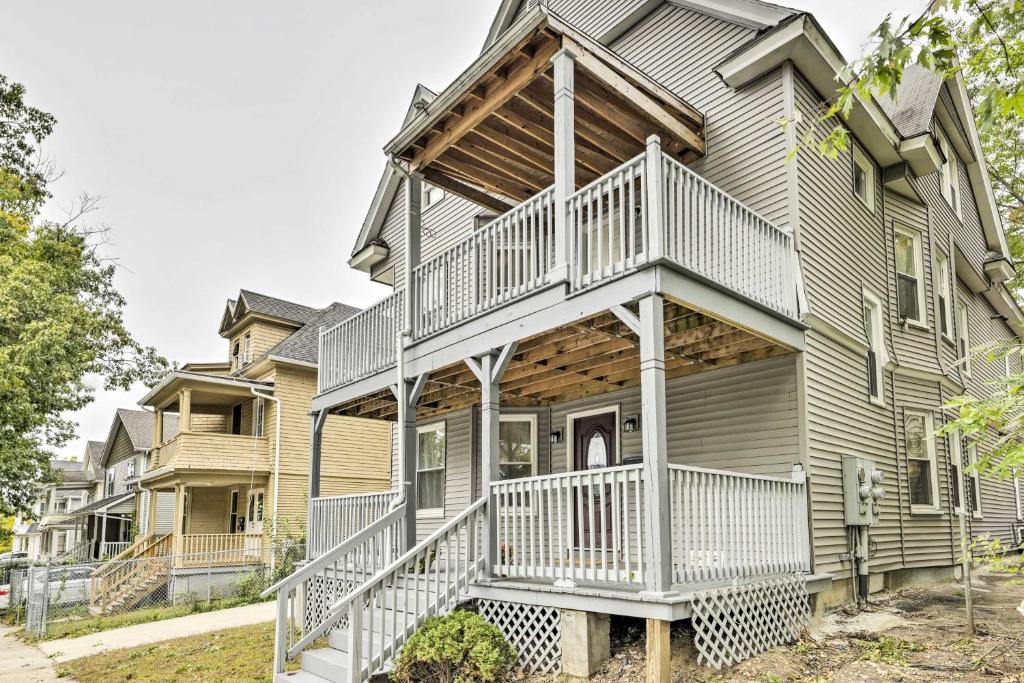 Bright Springfield Apartment with 2 Balconies!