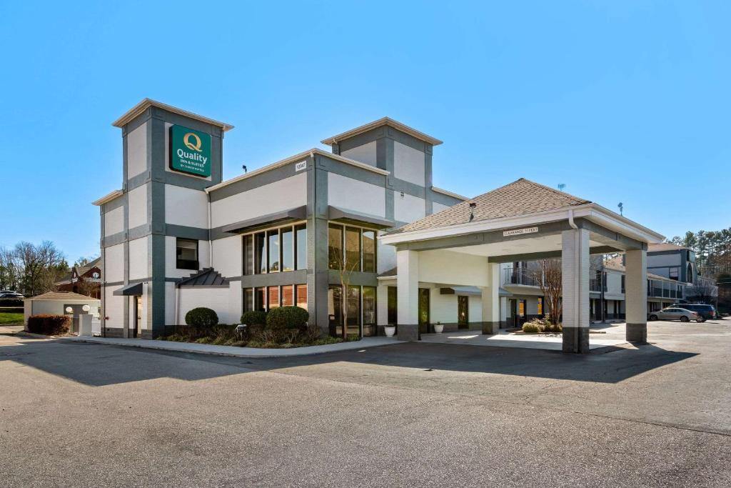 Quality Inn & Suites Matthews