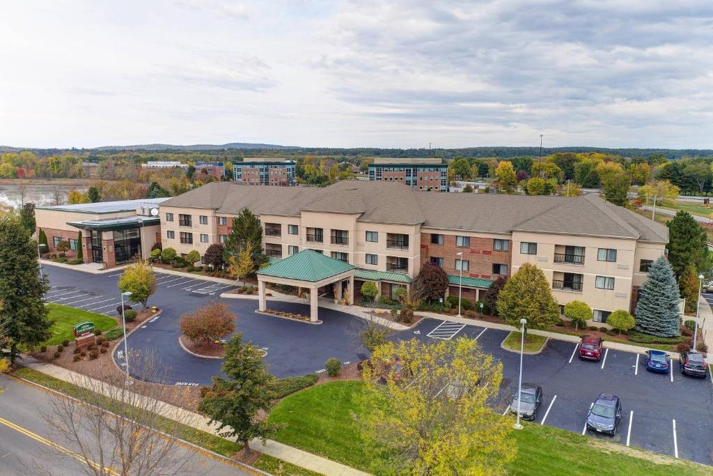 Courtyard by Marriott Concord