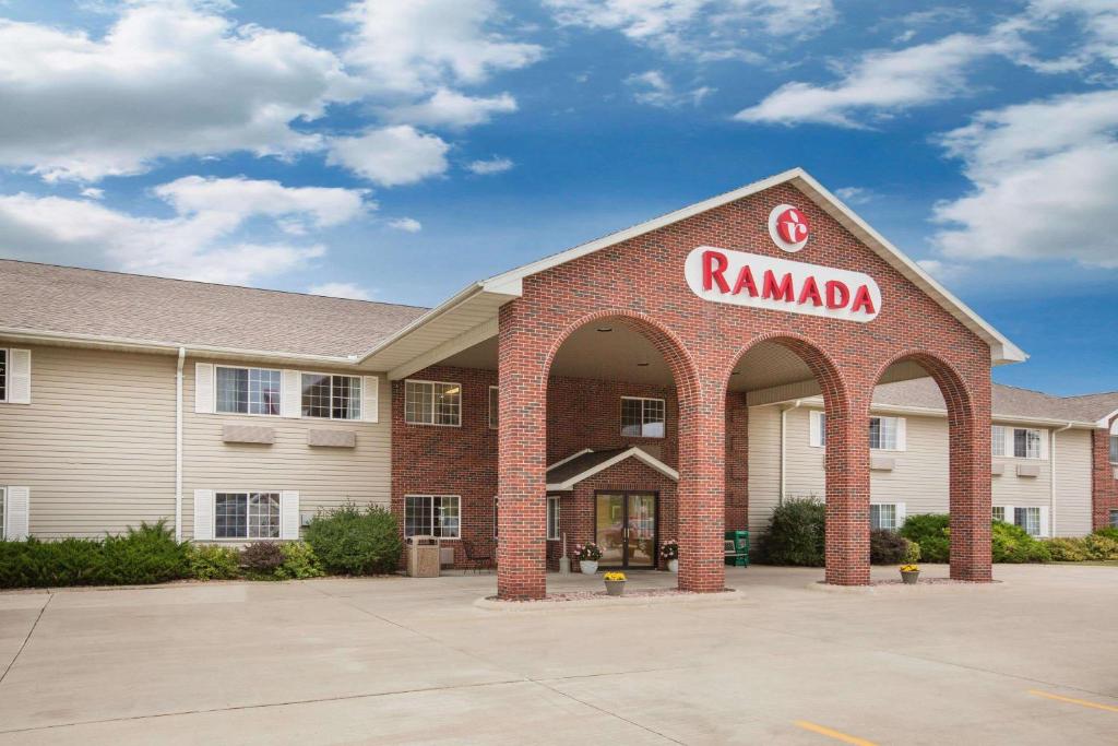 Ramada by Wyndham Spirit Lake/Okoboji