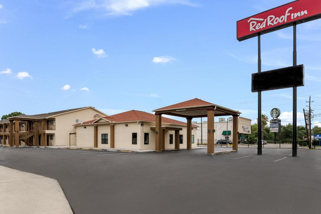 Red Roof Inn Houston – Spring North