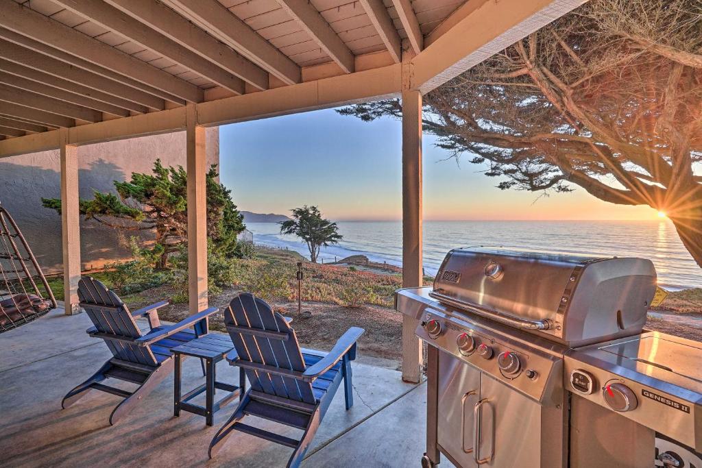 Cliffside Pacifica Hideaway Unbeatable View!