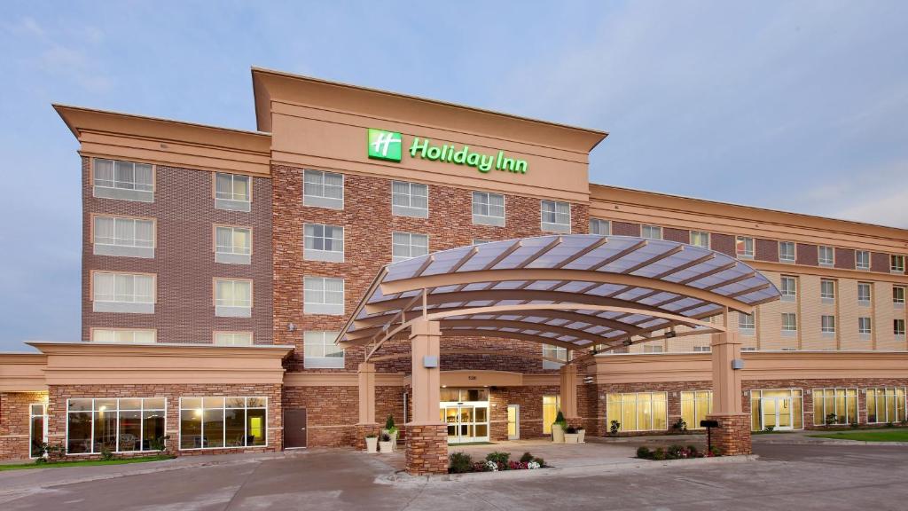 Holiday Inn Garland, an IHG Hotel